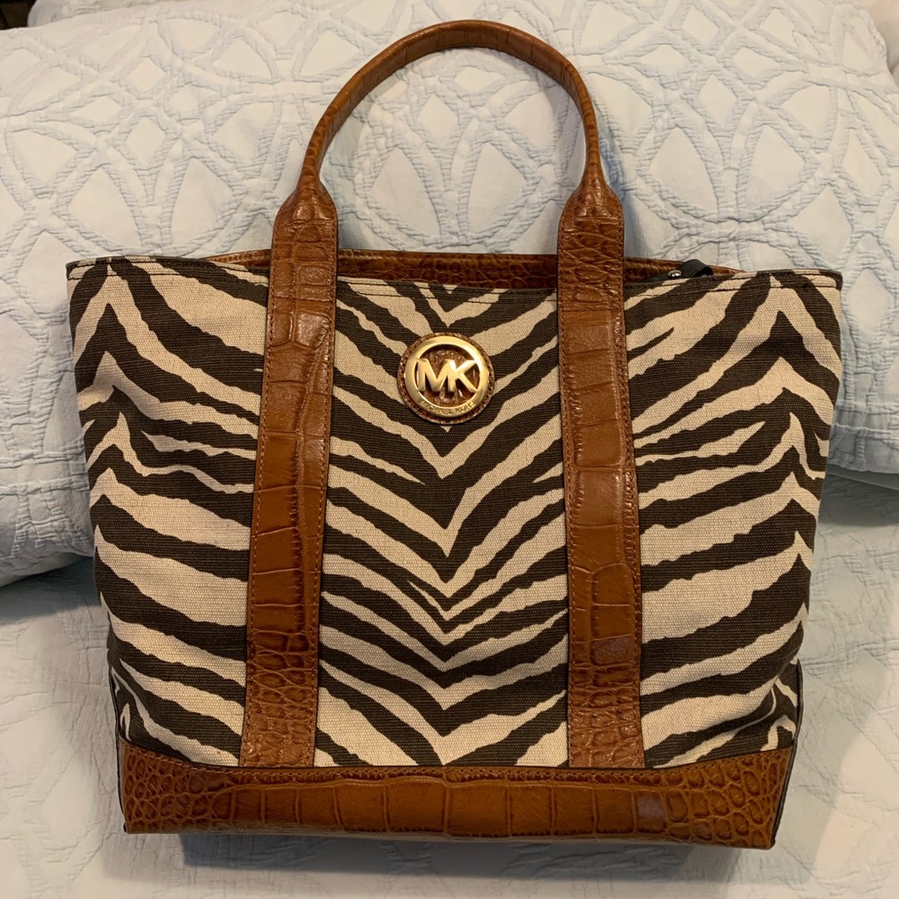 Michael Kors women’s purse